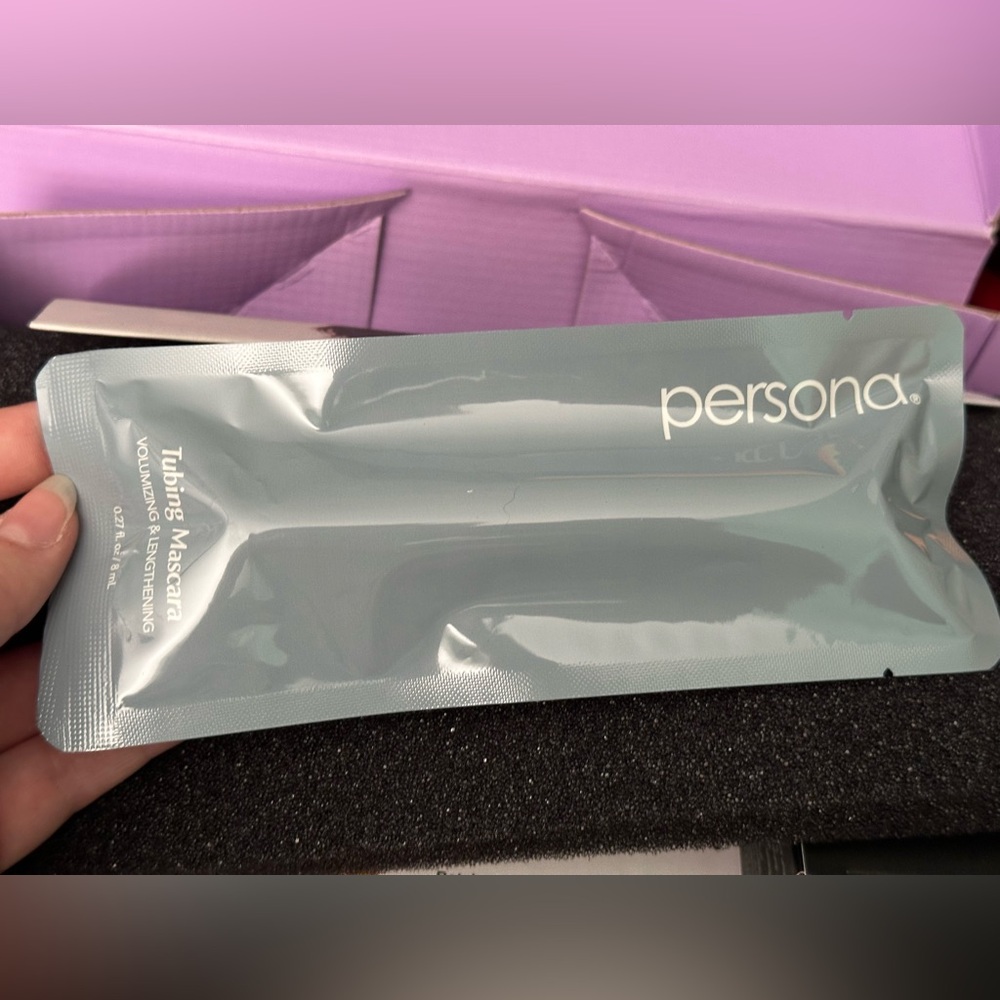 ✨ 2/$27- 3/$40 - 4/$50
 ✨ Persona tubing mascara